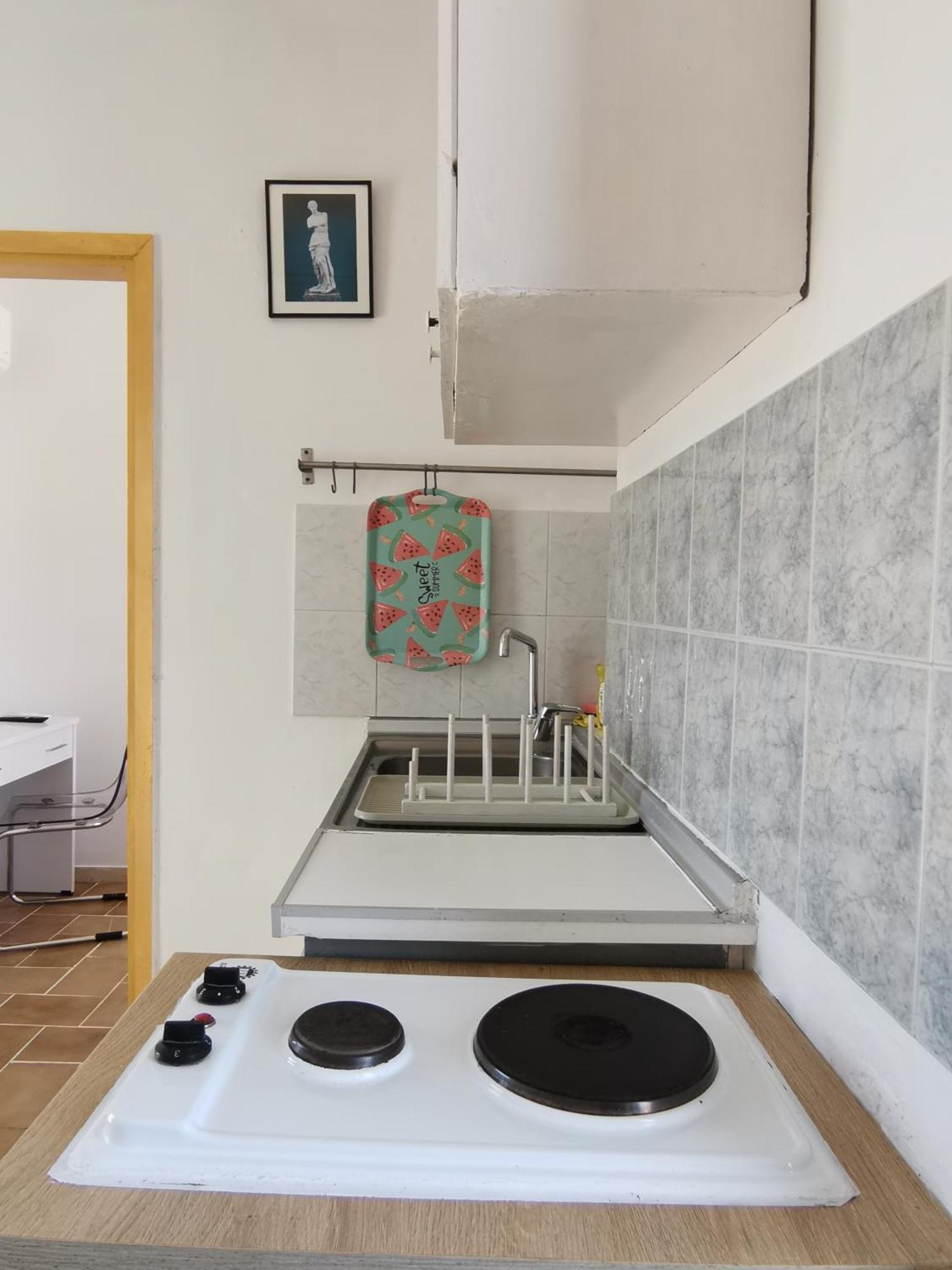 3rd Floor In Town With Sea View Apartment