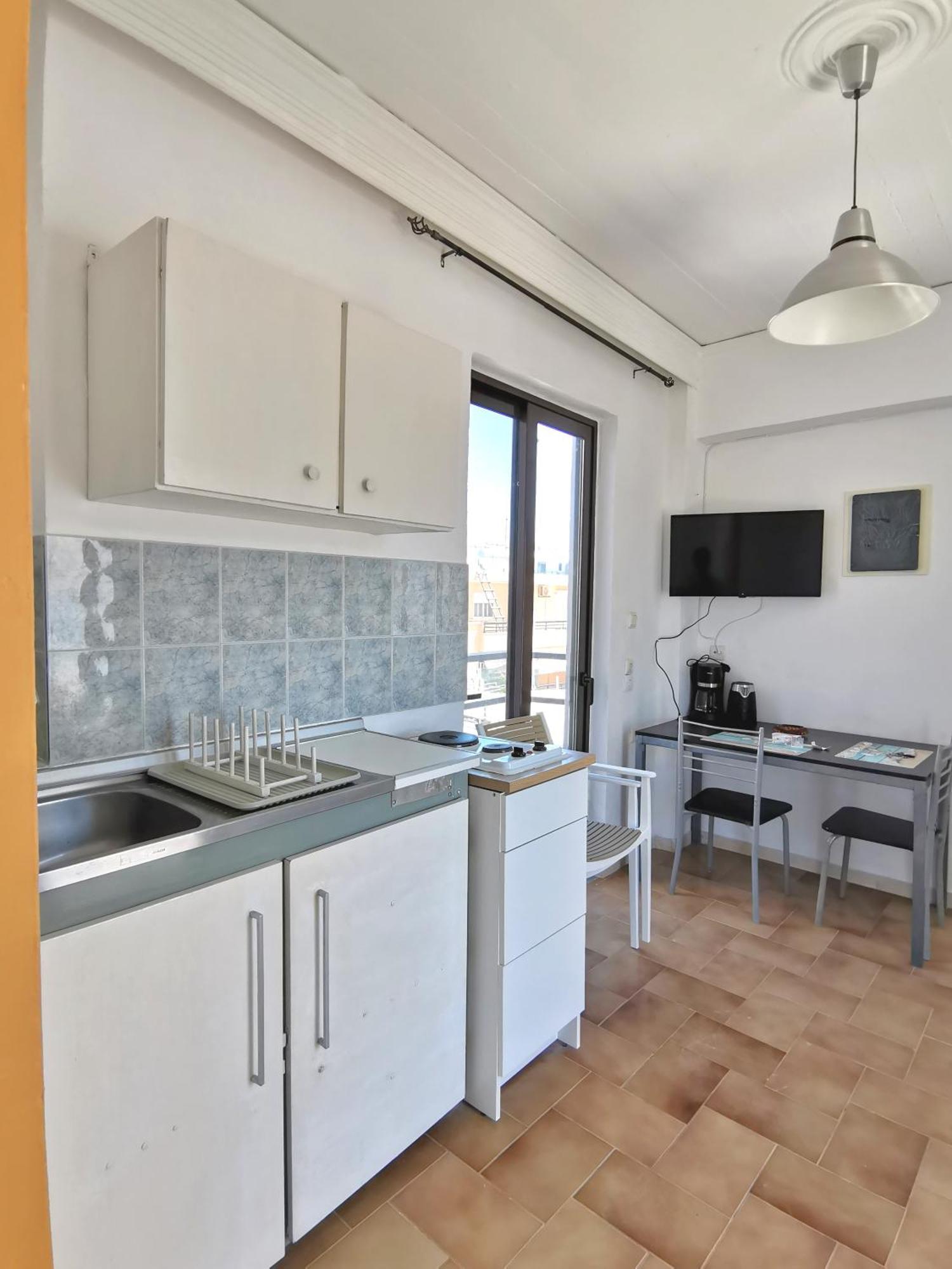 Apartment 3rd Floor In Town With Sea View *